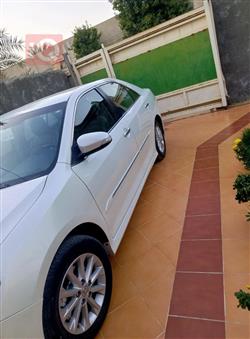 تۆیۆتا کامری